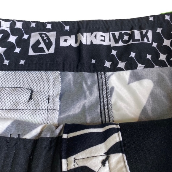 NWT DunkelVolk Swim Trunks Board Shorts. Size 34 - Picture 3 of 5